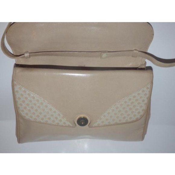 Vintage BOHO Bally Taupe Patent Leather Textured Geometric Design 2-Way Bag - Picture 9 of 12